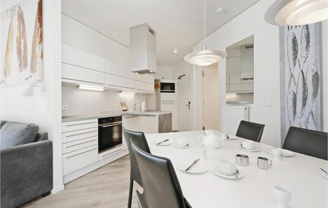 Lovely Apartment In Luebeck Travemuende With Sauna Bagian luar foto