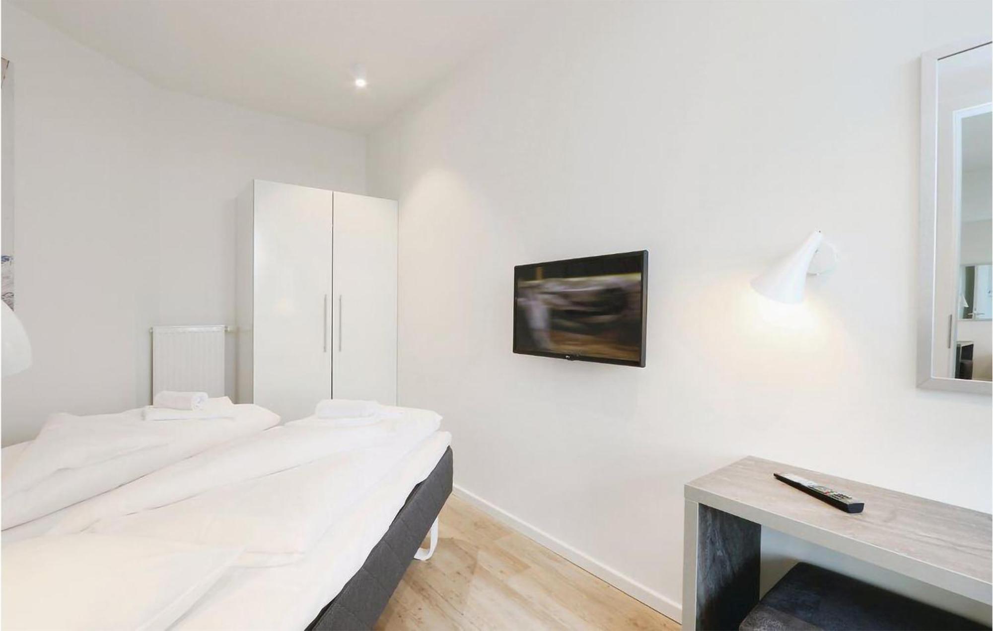 Lovely Apartment In Luebeck Travemuende With Sauna Bagian luar foto